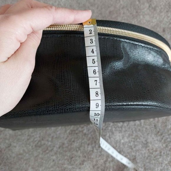 Lancome makeup bag / cosmetic bag - Picture 8 of 9